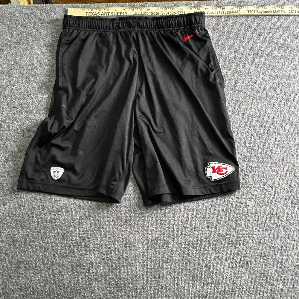 Nike Athletic Shorts Mens Size L Black Kansas City Chiefs NFL Dri-Fit Training
